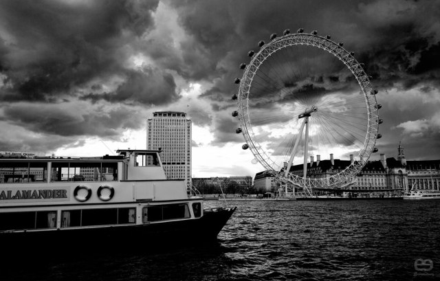 London-dark-eye